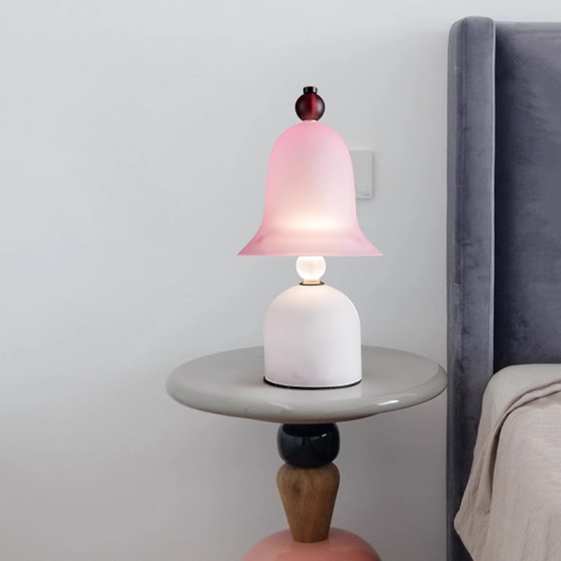 bell shaped table lamp (1)