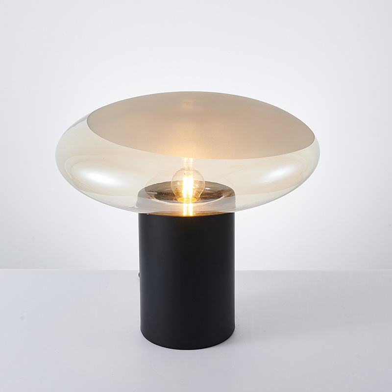 Minimalist Desk Light (5)