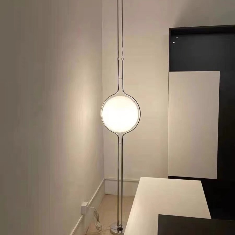 mid-century pole lamp (4)