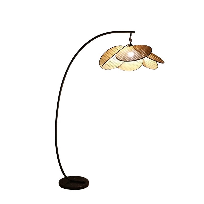 EPFL0397Curved Floor Lamp with Petal Shade Decorative Rattan Style Standing Light