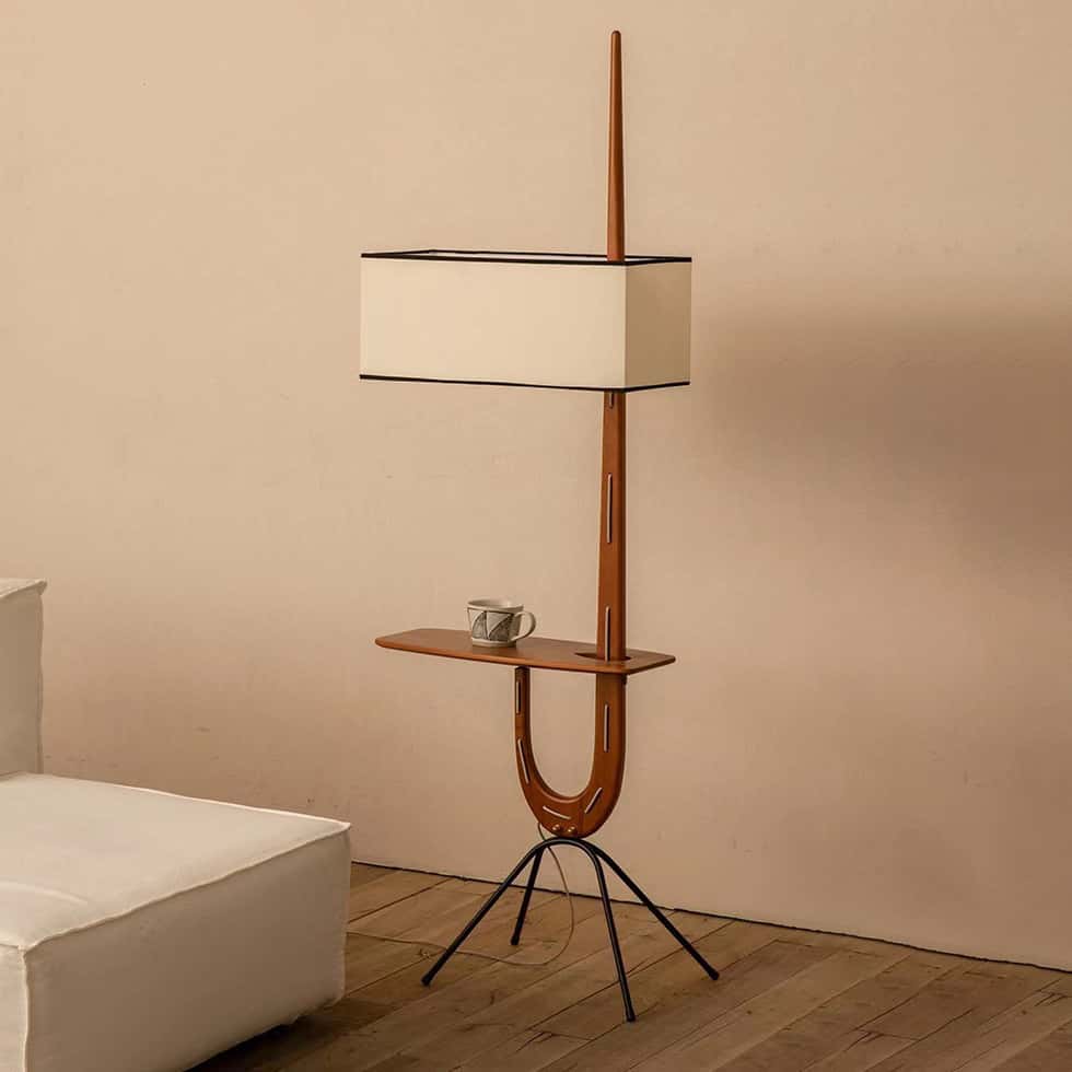wooden tripod lamp (6)