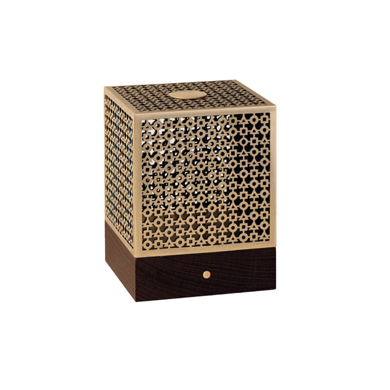 EPTL0875Modern Metal Table Lamp